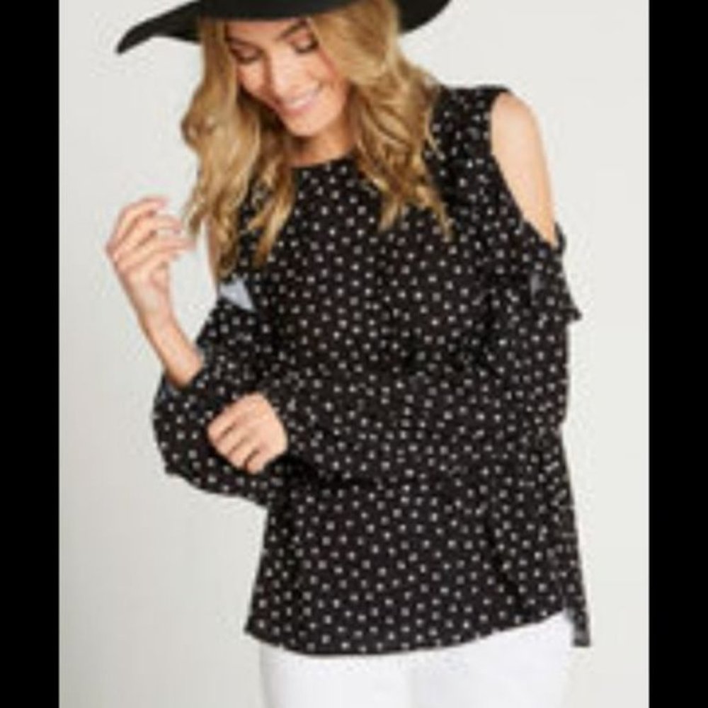 3/$30AE Floral pattern blouse